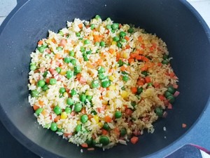 Young Chow Fried Rice (扬州炒饭) 8