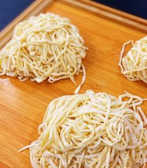 Hand Pulled Noodles Recipe (手工面)