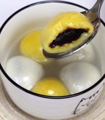 two color tangyuan
